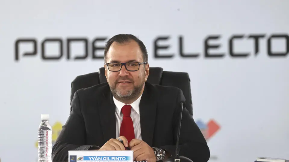 Venezuela “exige” que EUA respeitem soberania sobre mandado de prisão de opositor