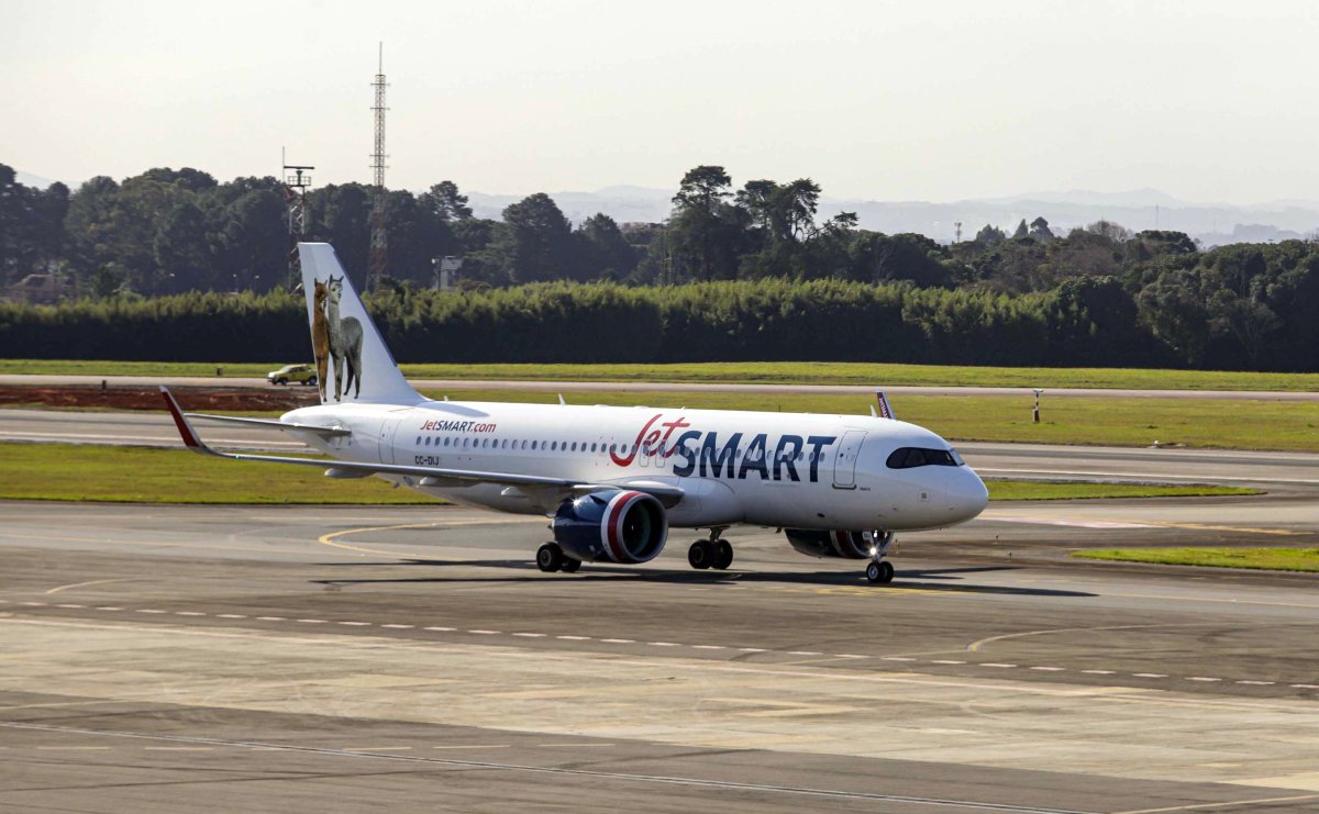 JetSmart tem voos de Curitiba para Buenos Aires e Santiago.