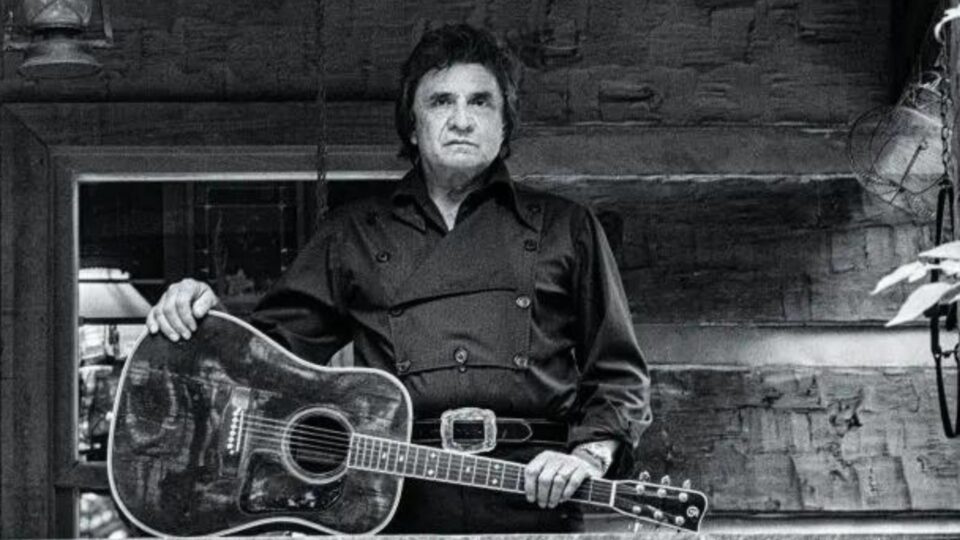 "Songwriter" traz últimas composições autorais de Johnny Cash
