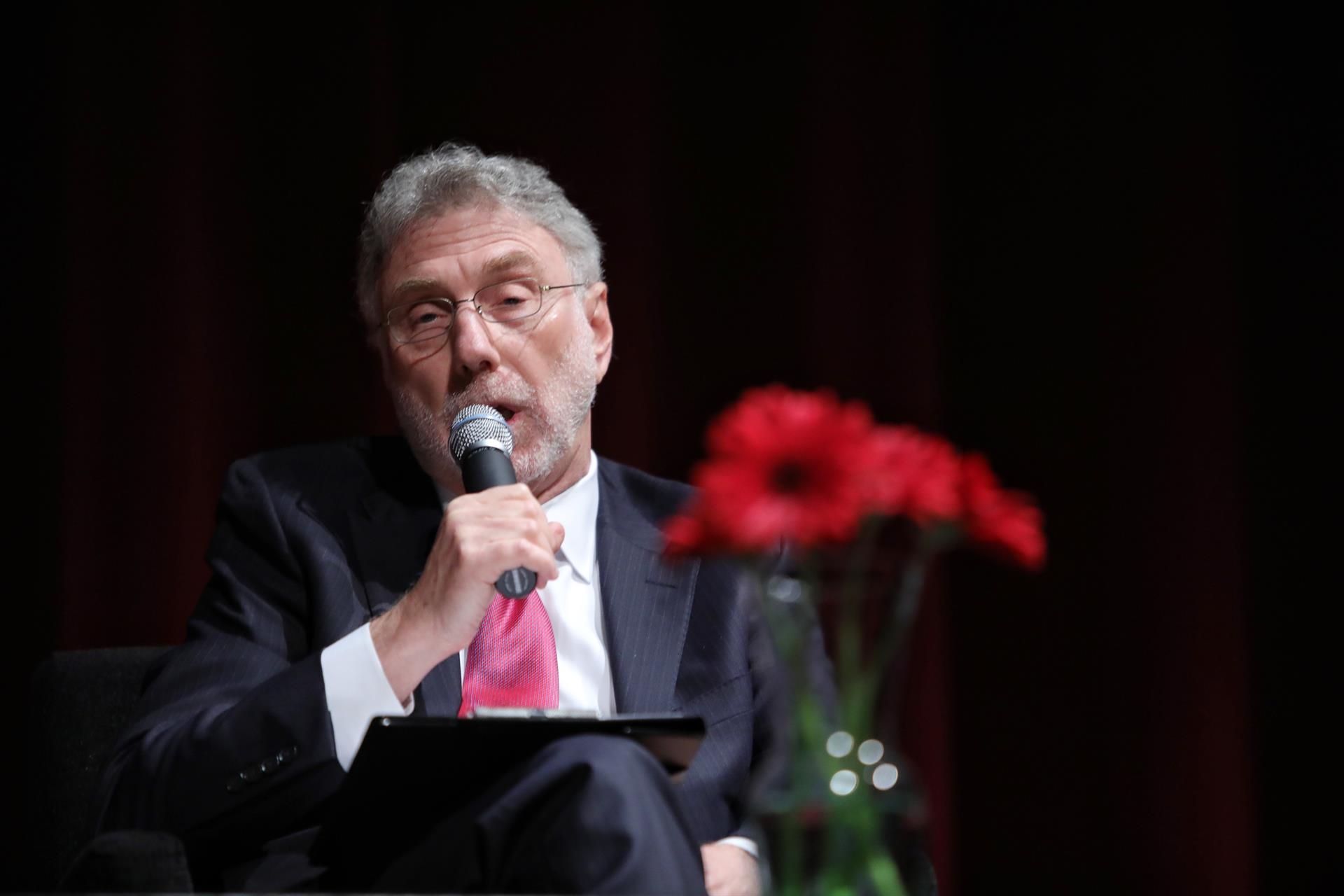 Martin Baron, então diretor do Washington Post, participa da palestra "A mídia e o poder" na Cidade do México, em 2019.