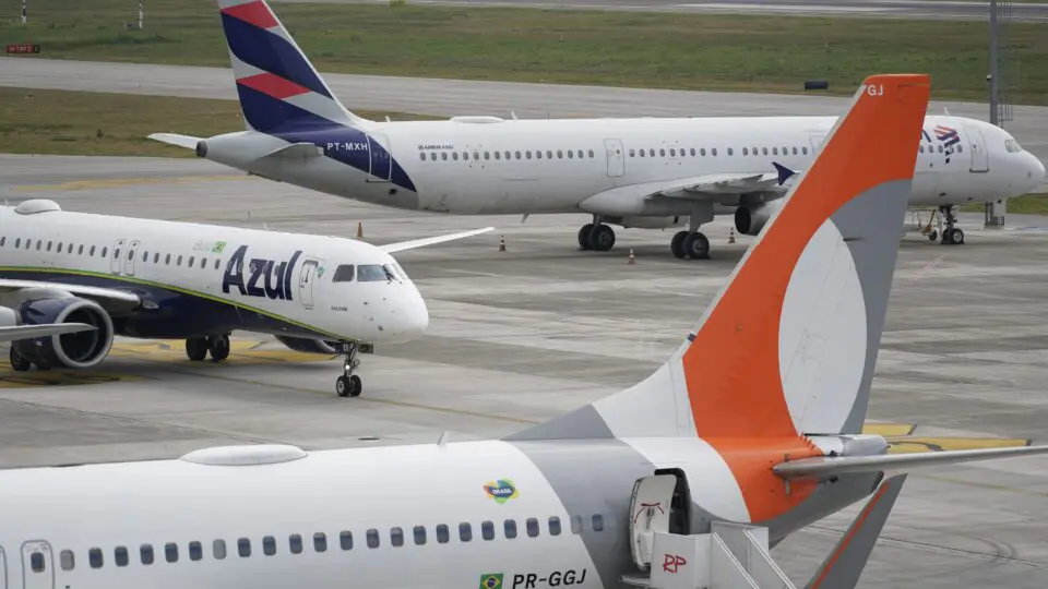 Congresso aprova socorro de R$ 5 bilhões a companhias aéreas