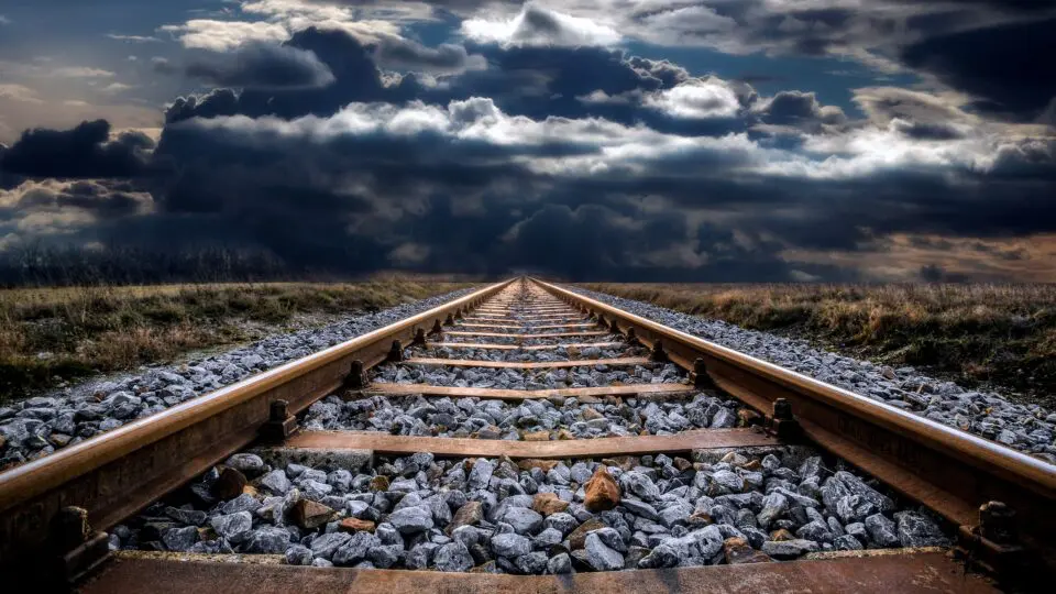 Governo do Rio Grande do Sul quer informações da concessionária sobre danos em ferrovias que seguem inoperantes.