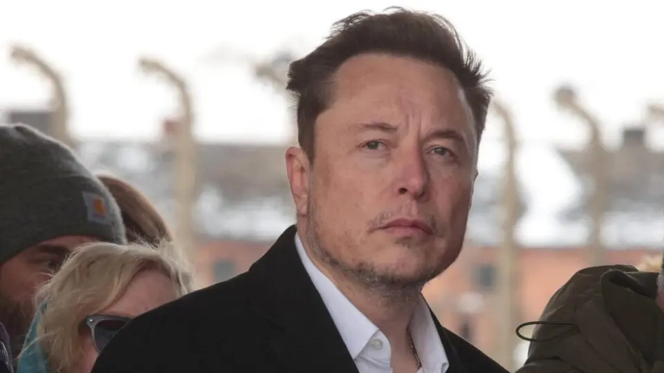 Outras plataformas no Brasil estão cumprindo “ordens de censura” de Moraes, diz Musk