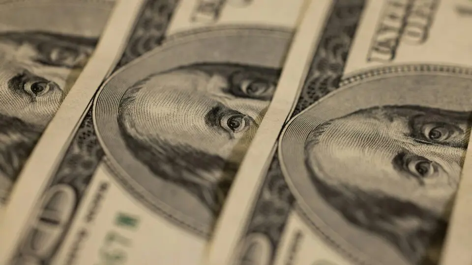 Dólar