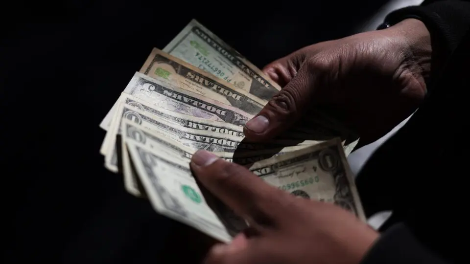 dolar-cotacao