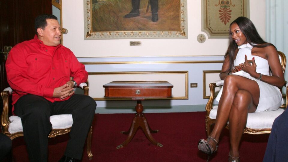 Modelo Naomi Campbell encontrou Hugo Chávez em 2007.