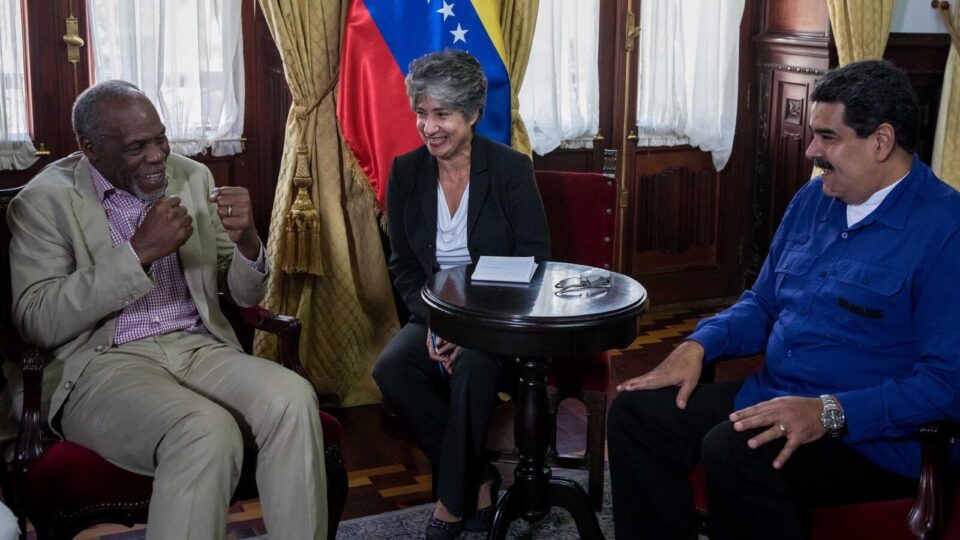 Além de ciceronear Chávez em Nova York, Danny Glover foi convidado de Maduro em Caracas
