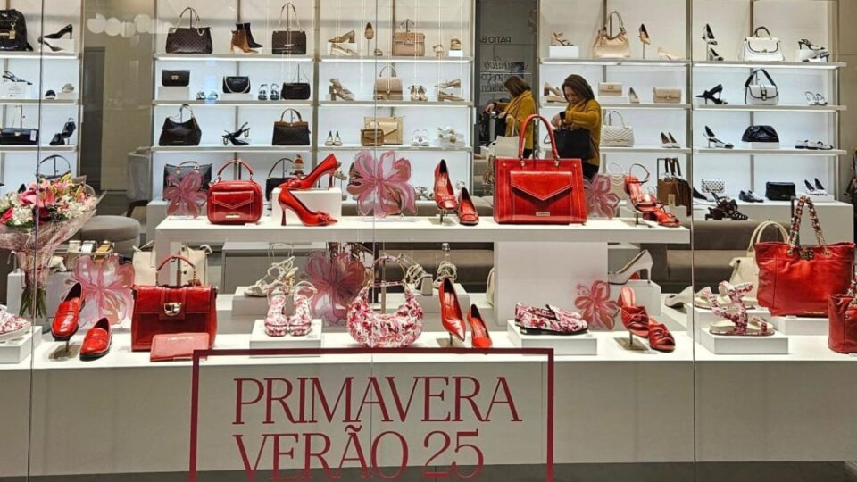 Jorge Bischoff chega a outlet na região de Curitiba