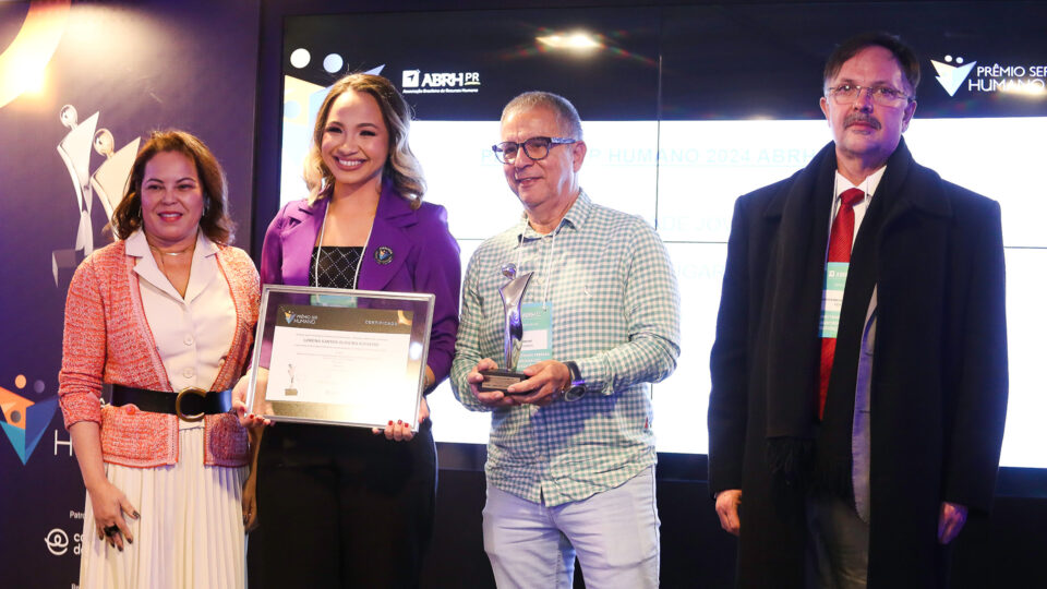 2º lugar: Lorena Santos Oliveira Azevedo – Projeto Desenvolvimento e Implementação de Estratégias de Gente e Gestão em Escritório de Contabilidade