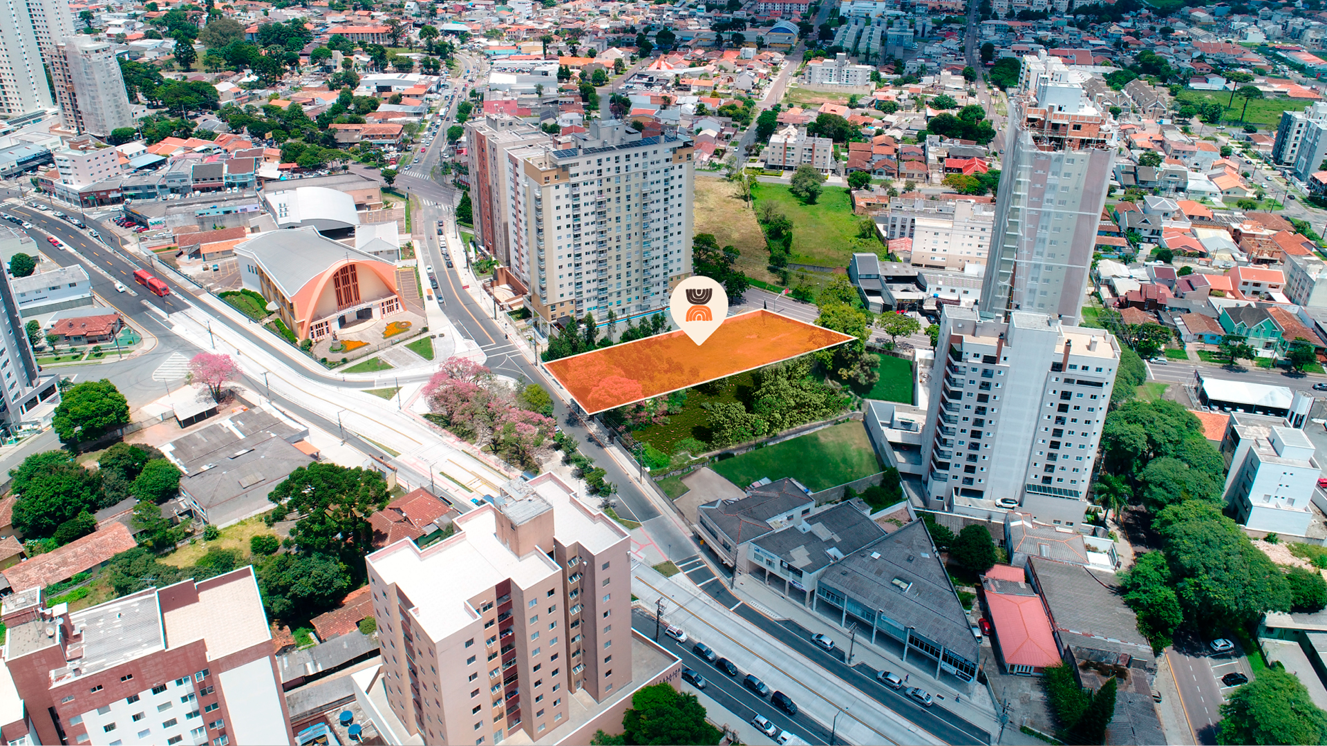 Foto diurna de Curitiba, onde ficará o New South, novo empreendimento da Valor Real no Novo Mundo
