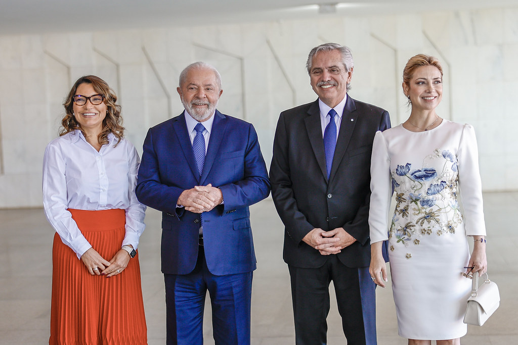 Janja diz que violência doméstica enfrentada por ex-esposa de Fernández é “inaceitável”