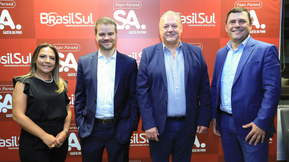 Da esquerda para direita, os palestrantes Mariana Coelho Pereira Tirlone, Frederico Pereira Rodrigues da Cunha, Vasco Coelho Pereira e Alexandre Barcik