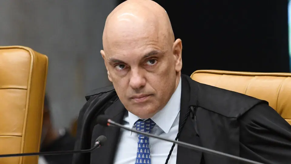 Moraes recua de decisão que bloqueava download de aplicativos VPN