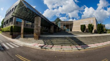 Juliet Manfrin, jornalista da editoria Regionais da Gazeta do Povo, é finalista do 9º Prêmio Sistema Fiep de Jornalismo