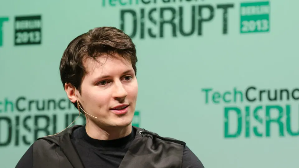 França liberta Durov da custódia policial; CEO do Telegram deve prestar depoimento e ser indiciado