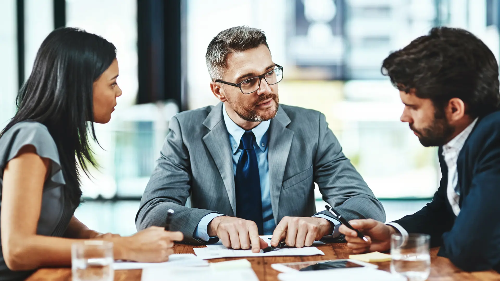 Programas de desenvolvimento ajudam a identificar padrões de comportamento e compreender o impacto no ambiente de trabalho