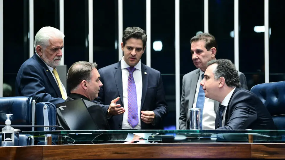 Governo Lula promete decreto “corretivo” sobre armas para evitar derrota no Senado