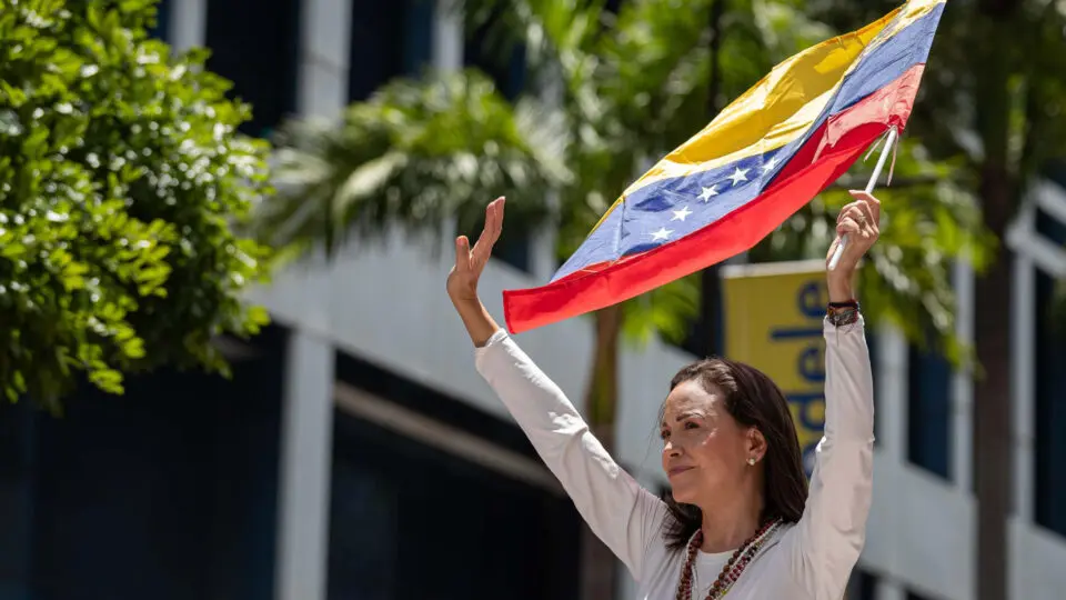 "Nenhum governo democrático do mundo reconheceu a fraude de Maduro", diz Corina Machado