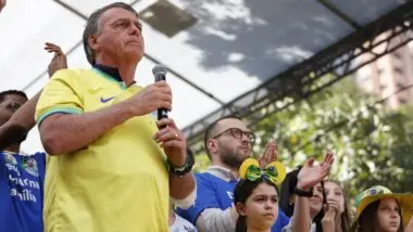 Ex-presidente Jair Bolsonaro (PL) voltou a pedir que os eleitores “votem com a razão, não com o coração” para escolherem representantes da direita nas eleições 2024.