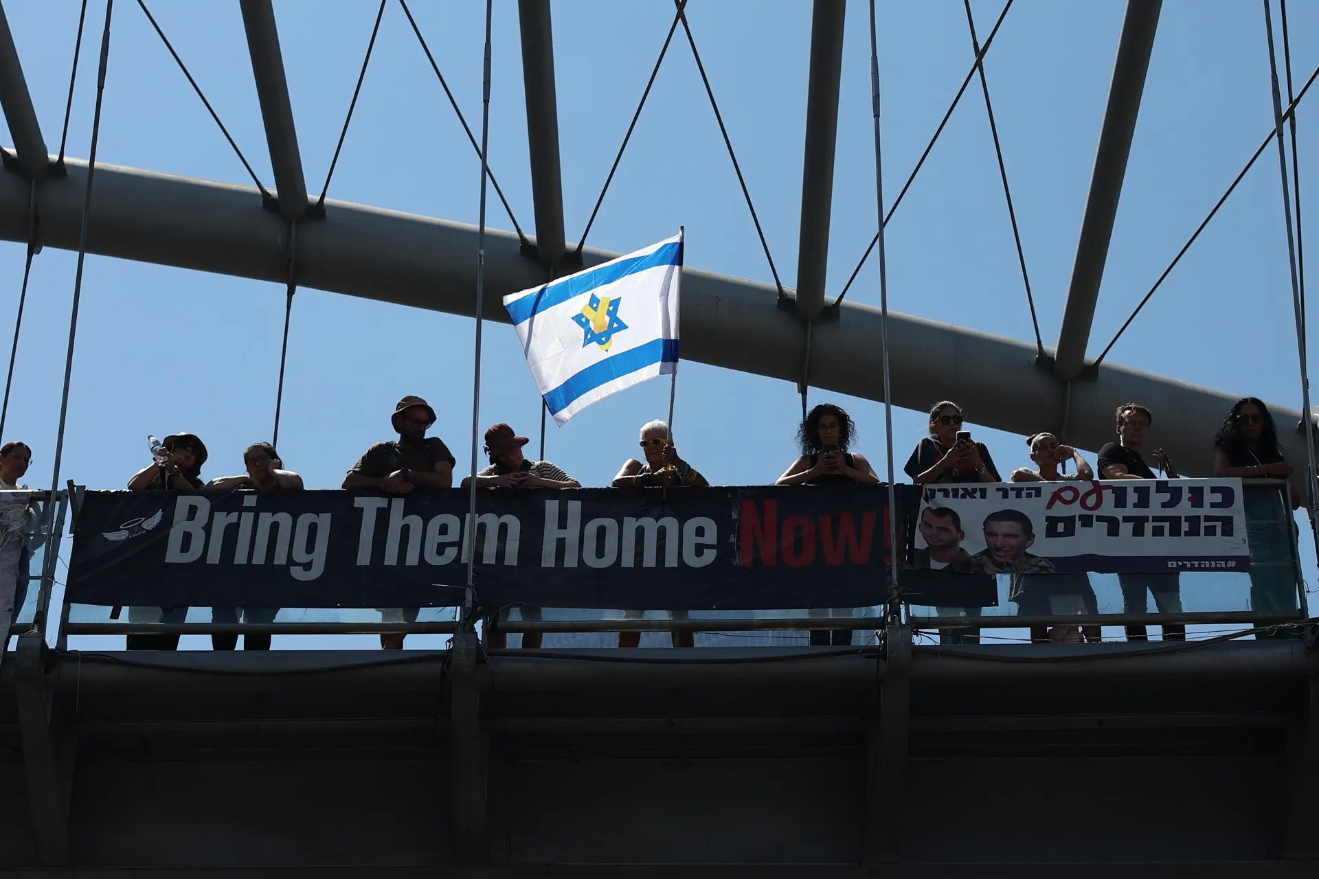 Sindicatos de Israel realizam greve para pressionar Netanyahu por acordo sobre reféns