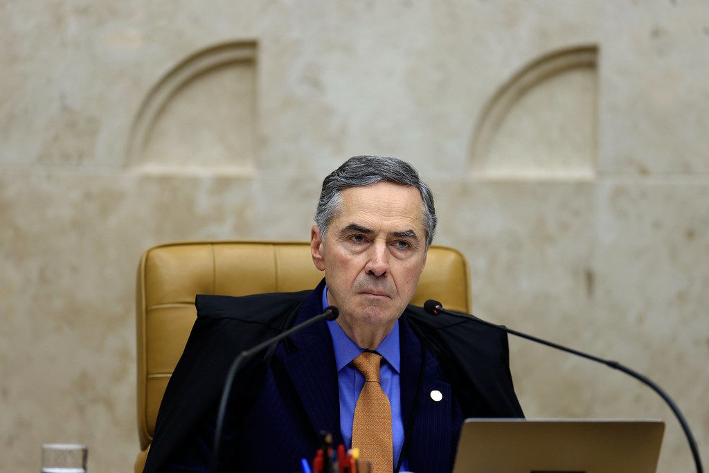 Barroso disse que conduta do X no Brasil não seria aceitável em nenhum país.