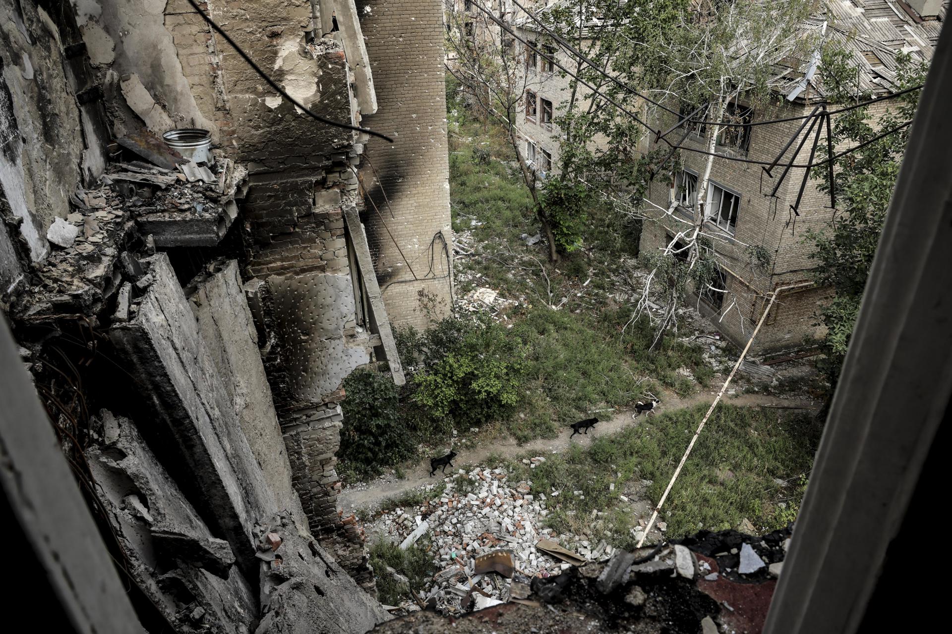 Imagem de um outro ataque russo realizado nesta manhã de terça em Donetsk