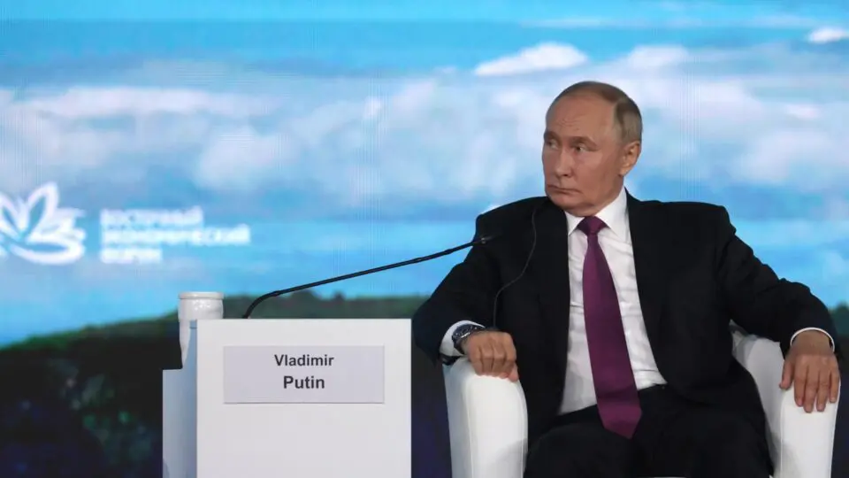 Rússia diz que censura no país é justificada em meio ao “estado de guerra”