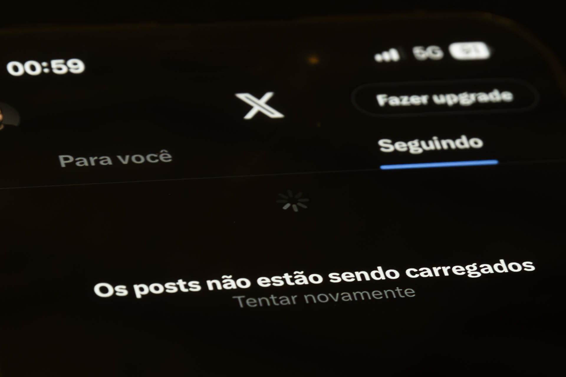O acesso dos brasileiros ao X foi restabelecido temporariamente após atualização no aplicativo, que passou a usar o serviço da Cloudflare