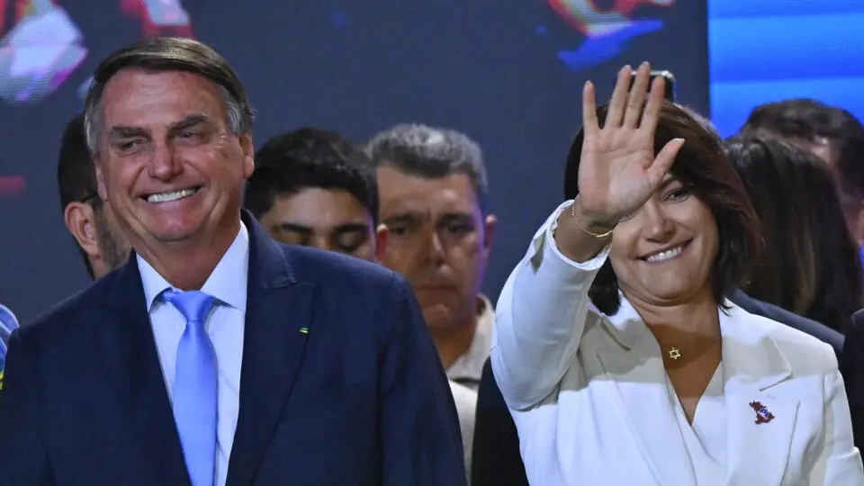 Governo Lula é condenado a indenizar Bolsonaro e Michelle no caso dos móveis “sumidos”