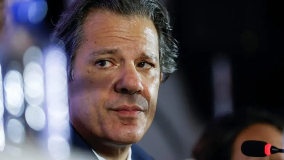 Já fiz mais do que pessoas que vocês admiram, diz Haddad após vaia em evento no Rio