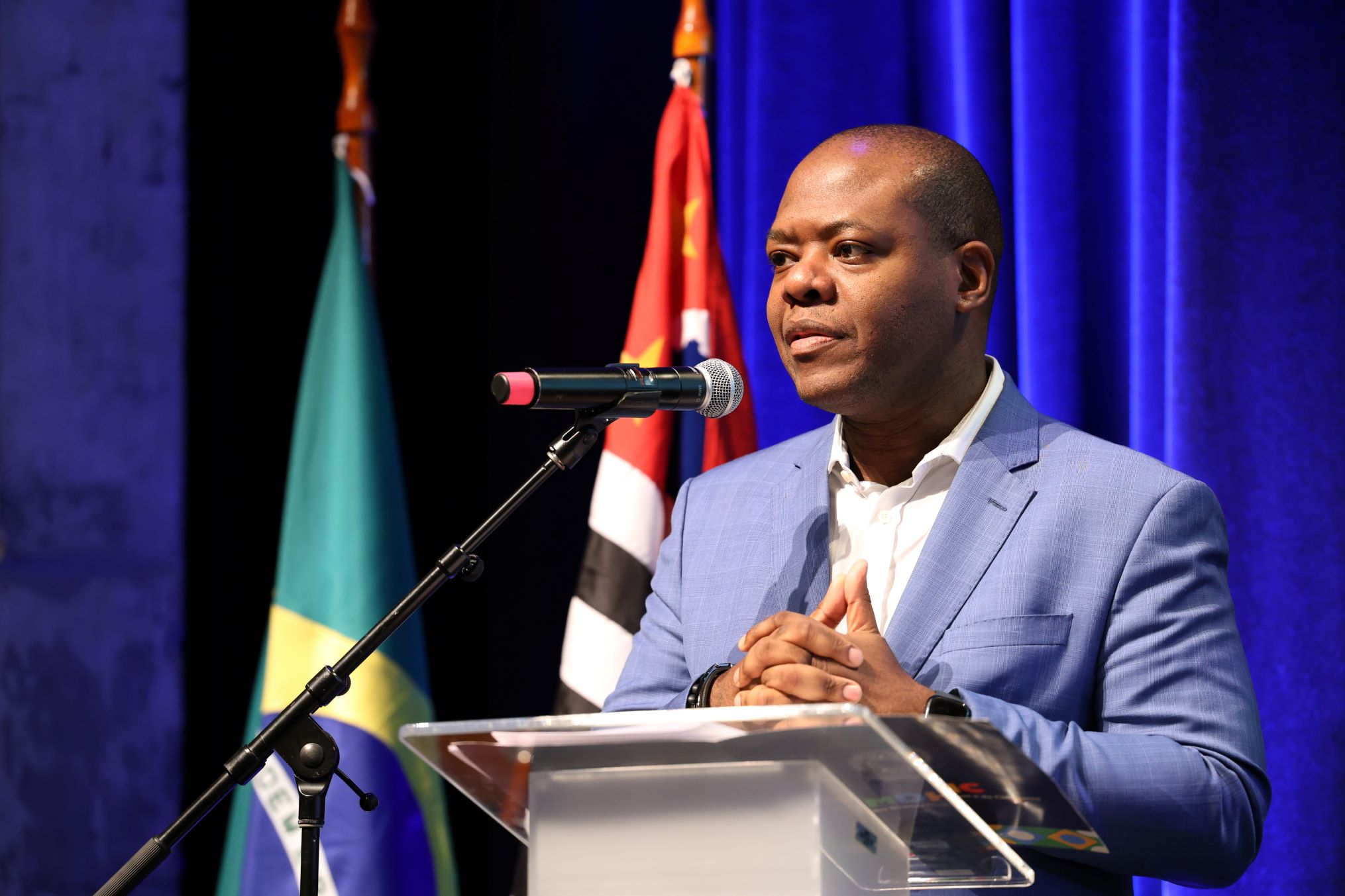 O ex-ministro dos Direitos Humanos, Silvio Almeida, nega as acusações.