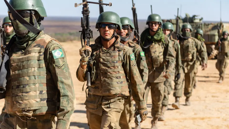 Forças Armadas unem tropas dos EUA e da China em treinamento
