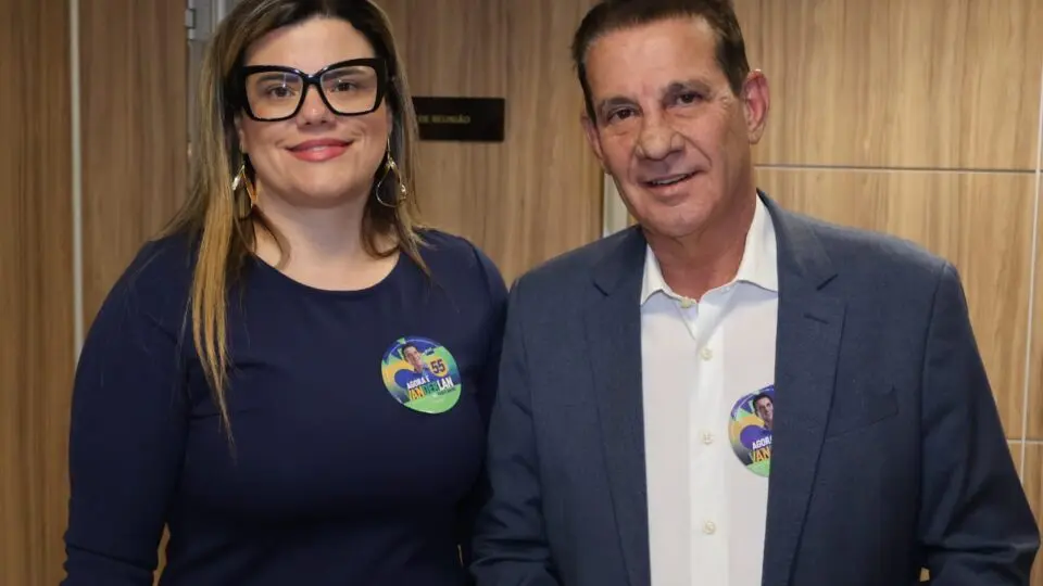 O candidato a prefeito de Goiânia Vanderlan Cardoso (PSD) oficializou a contadora Sucena Hummel como vice.