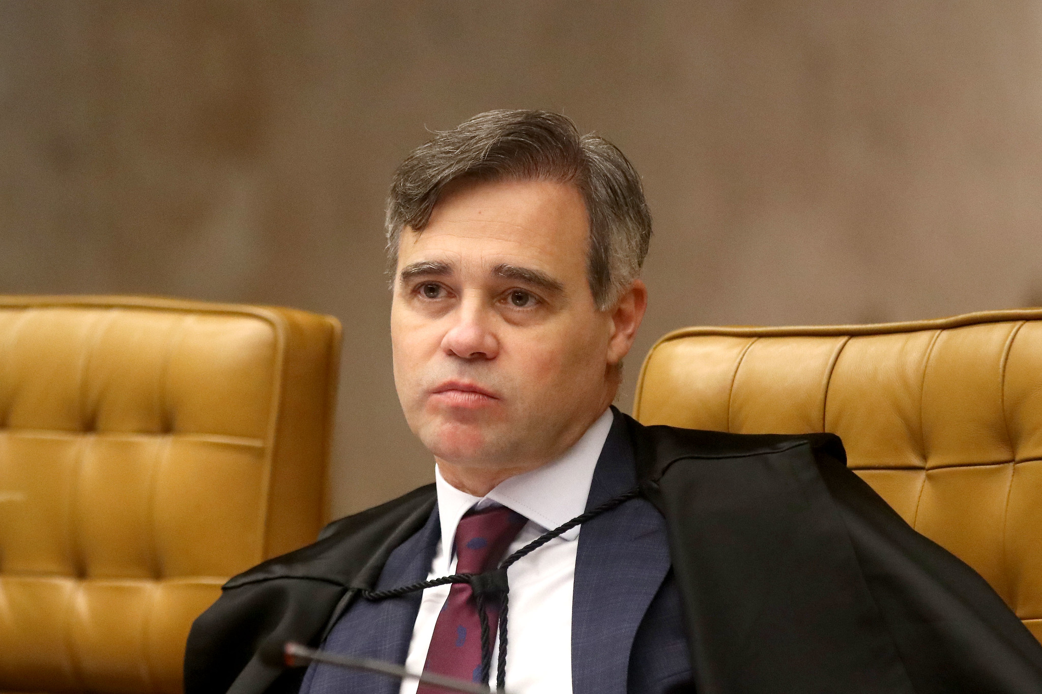 O ministro André Mendonça é o relator do caso Silvio Almeida.
