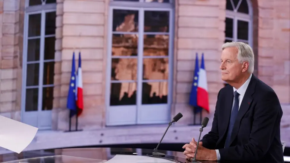 Michel Barnier, novo primeiro-ministro do governo do presidente francês Emmanuel Macron, renovado em eleições de 2024.