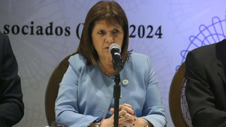 Polícia da Argentina prende homem que ameaçou dar um tiro na cabeça de Milei