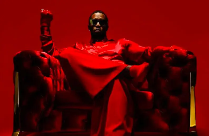 O rapper e empresário Sean "Diddy" Combs é acusado de comandar uma rede que oferecia homens e mulheres para orgias com celebridades.