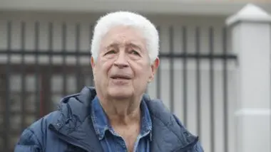 Roberto Requião é candidato a prefeito de Curitiba pelo Mobiliza nas eleições 2024.