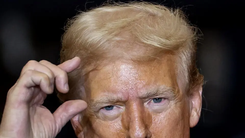 Faltando menos de três semanas para eleição, apostas a favor de Trump disparam nos EUA