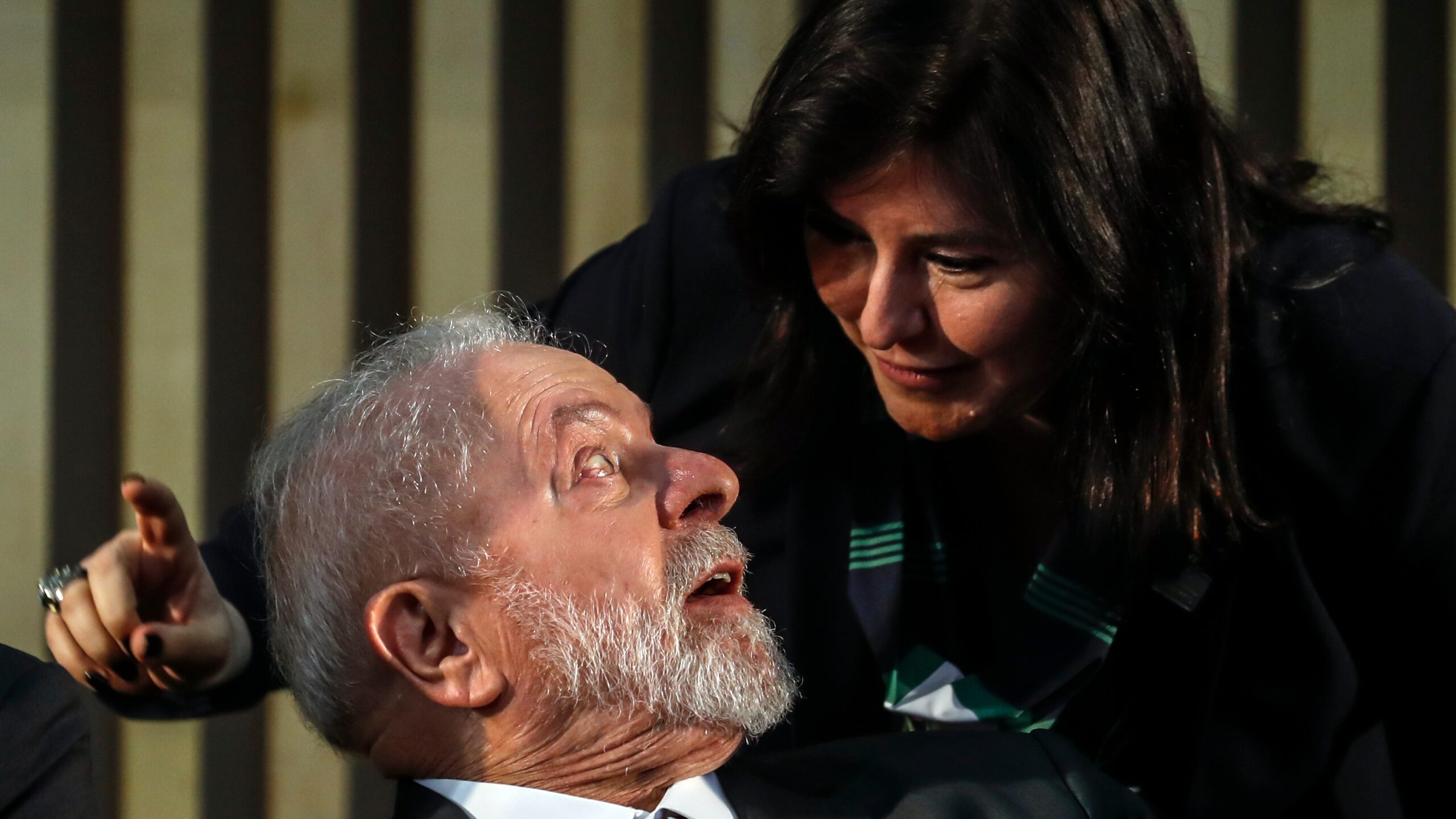 O presidente Lula e Simone Tebet: ministra diz que Simples Nacional pode ser aprimorado para enfrentar distorções e elevar receita do governo.