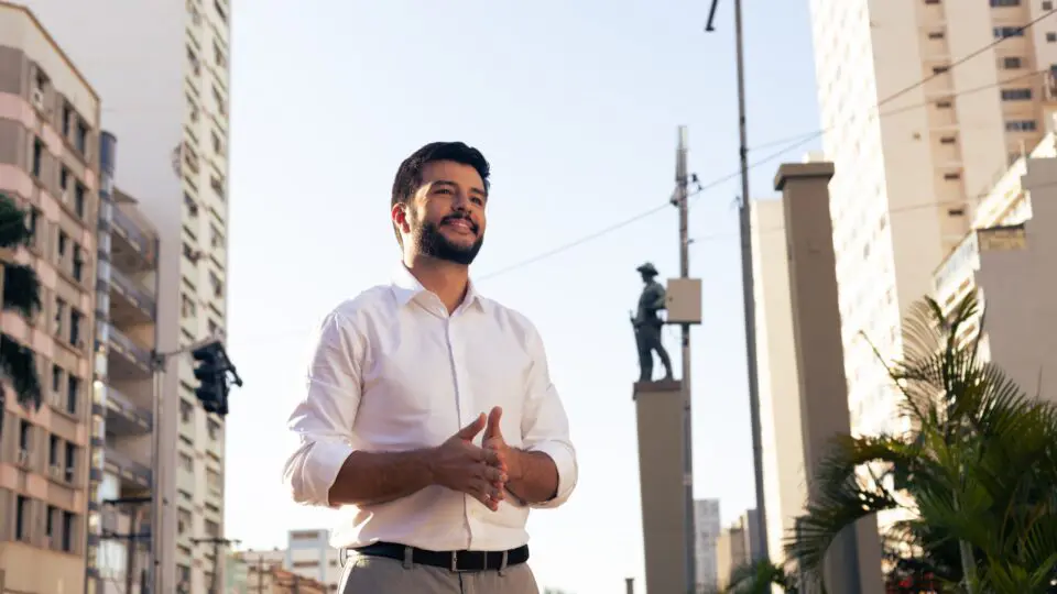 Candidato à prefeitura de Goiânia pelo PSDB, Matheus Ribeiro