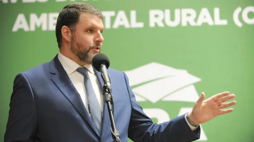 Bancada do agro questiona decreto do governo sobre multas para queimadas