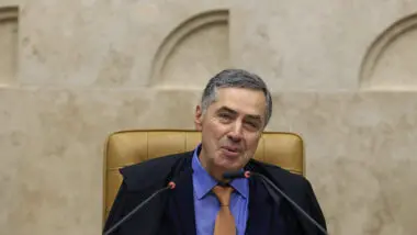 Quem atacava as urnas perdeu credibilidade em 2024, diz Barroso