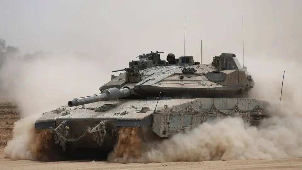 Tanque israelense próximo à fronteira entre Israel e Gaza, em maio de 2024.