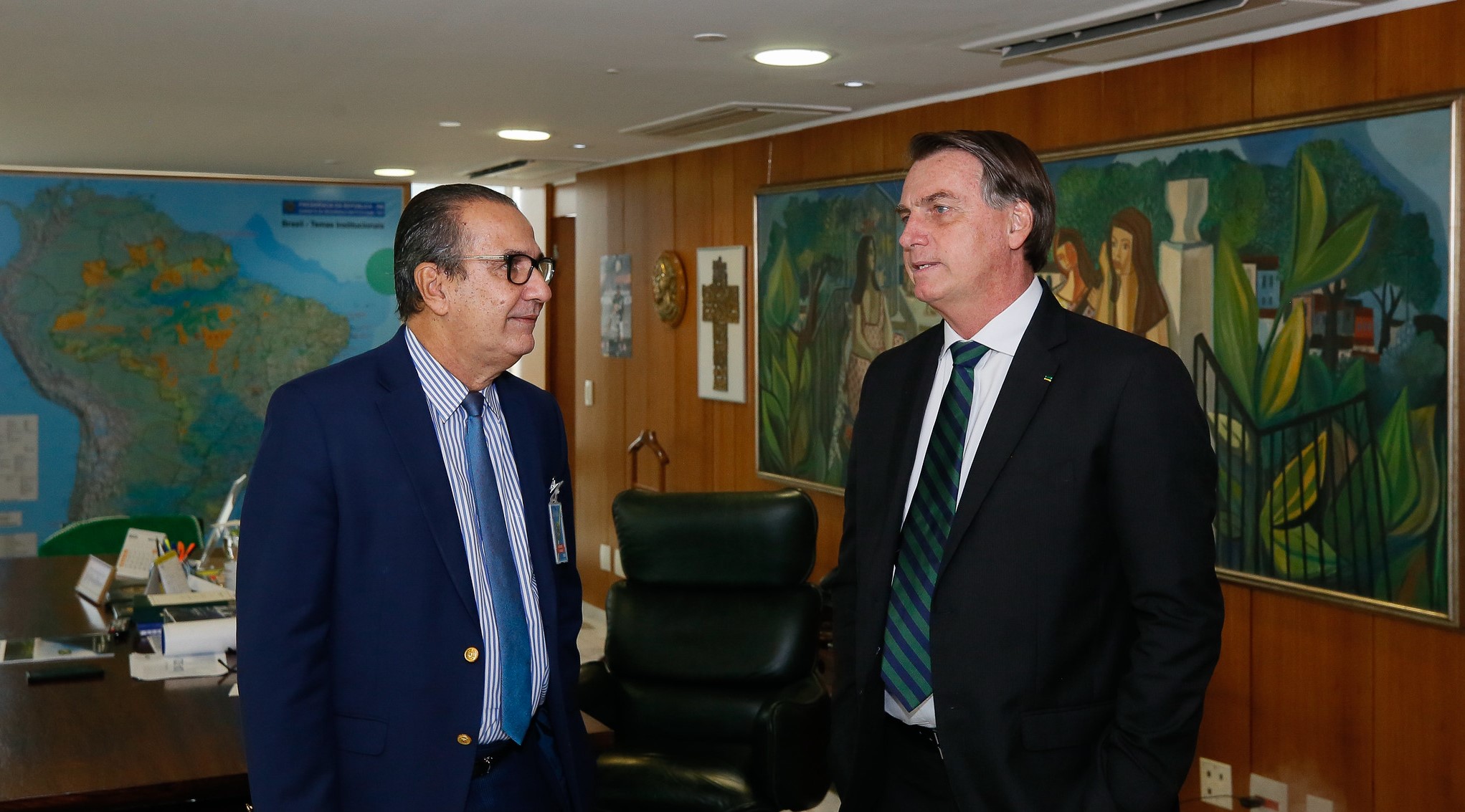 Após críticas, Malafaia disse que conversou com Bolsonaro pelo WhatsApp.