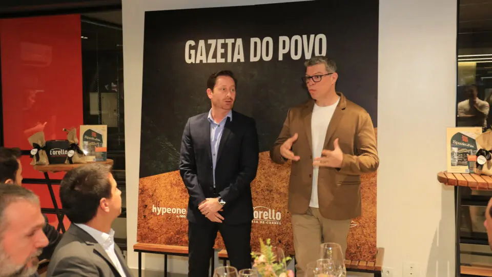 O CEO da Hypeone, Luiz Lannini, e o vice-presidente de Digital, Fabiano Falvo, destacaram a importância de promover experiências que criam oportunidades de relacionamento e aprendizado.