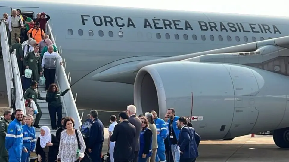 Operação Raízes do Cedro