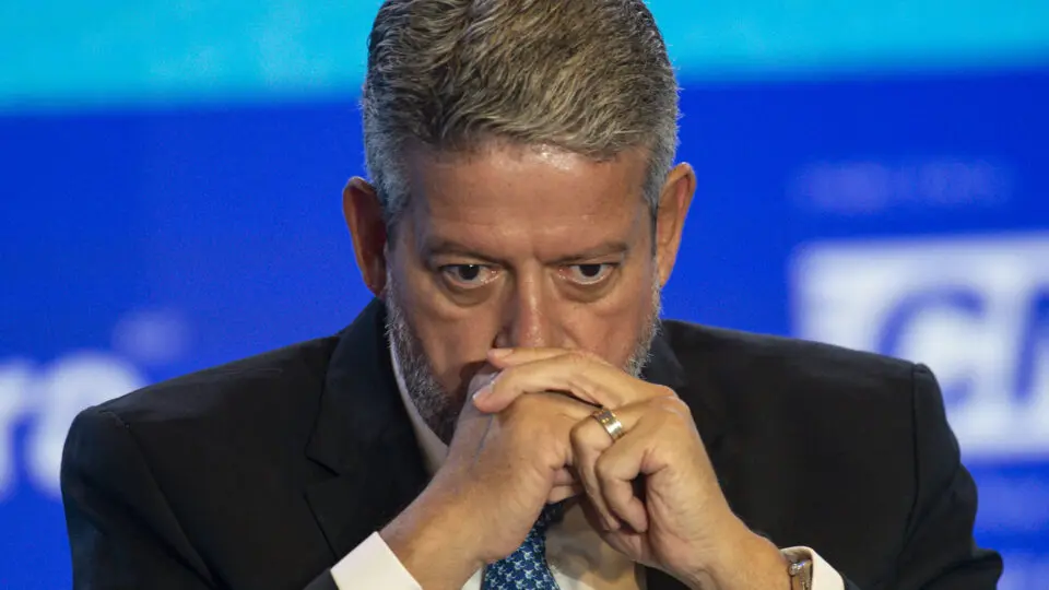 Arthur Lira pode atropelar PEC dos gastos