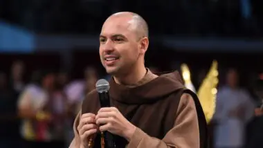 Padre Gilson: centenas de milhares de pessoas madrugaram para rezar com ele