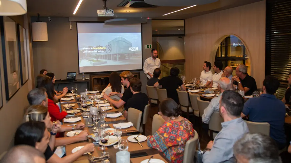 Henry Fuckner, da JOTA8, comanda roadshow para investidores espacializados no ramo imobiliário em Londrina